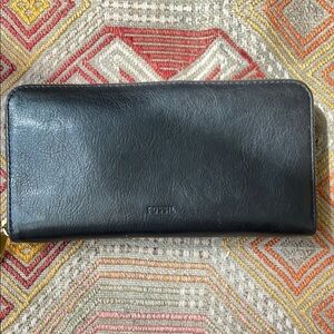 Fossil Emma Womens Black Leather Zip Wallet